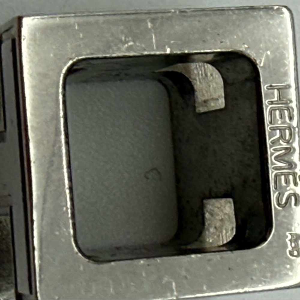 Hermès Cage d'H Pendant Necklace in Silver and White - Picture 14 of 14